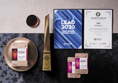 ���ٴ�ǰ� 'õ����'