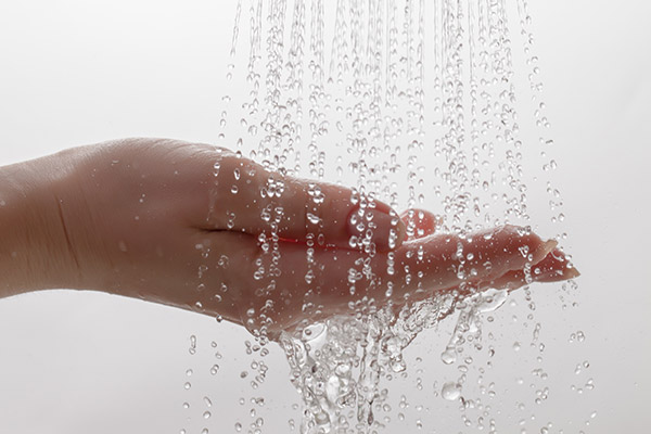샤워할 때 저지르기 쉬운 실수 6가지
