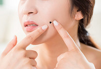 �󱼿� �� �� '�Ǻξ�' �ƴ��� Ȯ���Ϸ��顦