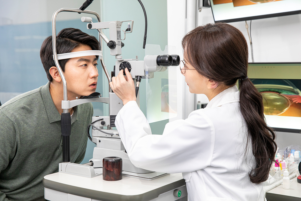 (당뇨시력)시력은 멀쩡한데, 주치의는 왜 안과 검사를 받으라고 할까요?