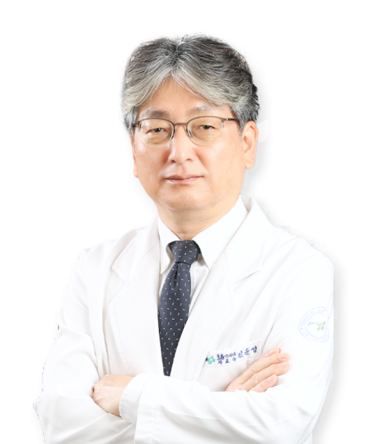 김윤성 사진