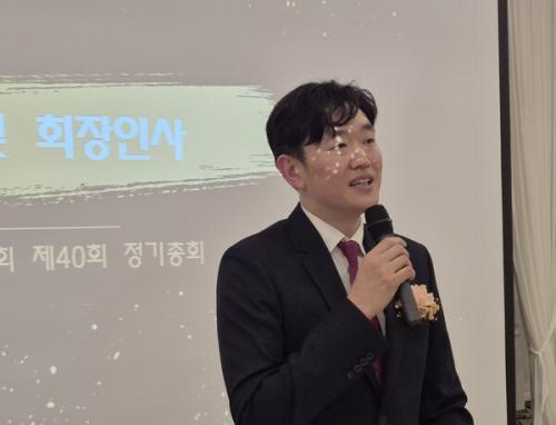 �̻��� ȸ��