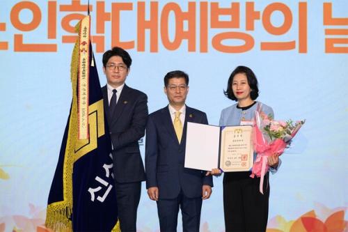 �Ž������� '�����д뿹���� ��' ����� ǥâ�� �����ߴ�.(��������=�Ž�����)