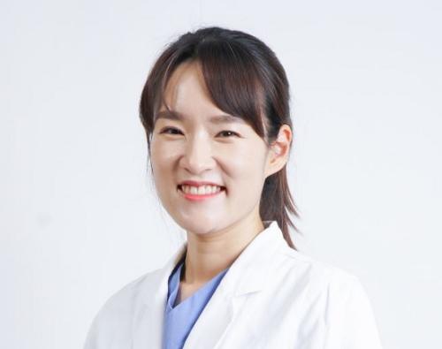 김현정 교수(경희대학교치과병원 보존과)