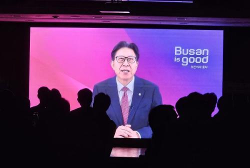 ������ �λ������ �������� ��縦 ���ߴ�.