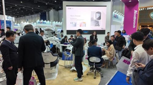 �׿����̿����� '2026�� �ƶ����̸�Ʈ ġ������������ȸ(AEEDC 2026)'�� ������ ����� ��������� �ָ��� �޾Ҵ�.