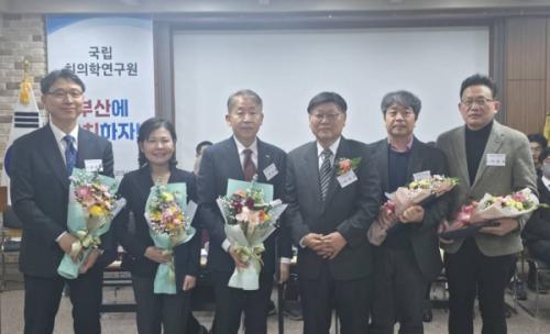 ���� �� ��°�� ������ ���� �λ��ġ���ǻ�ȸ��