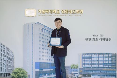 ������ ���縯���б� ��õ���𺴿� ���������� ������&nbsp;��õ�������� ǥâ�� �����ߴ�. [����=��õ���𺴿�]<br>