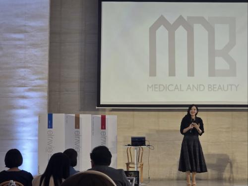 �޸޵񽺰� ���� 21�� �±� ���ۿ��� ���»��� ���غ�Ÿ�̿� �Բ� ��Ī ���������� ������. [����=�޿½�]<br>