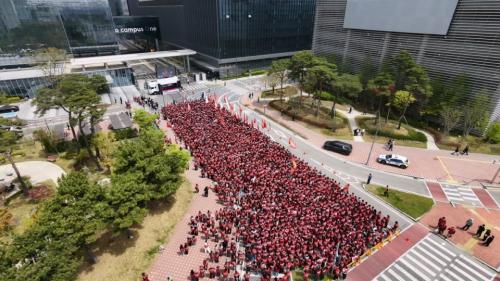 4�� 22�� ��õ �۵� �Ｚ���̿������� ���̿�ķ�۽� 1���� �տ���&nbsp;�Ｚ���̿������� ����뵿������ ������ ��Ը� ��ȸ�� ������ �ִ�. ���� ���� 2200������ 2400�� ������ �����ߴٰ� ������. (����=�Ｚ���̿������� ����뵿����)