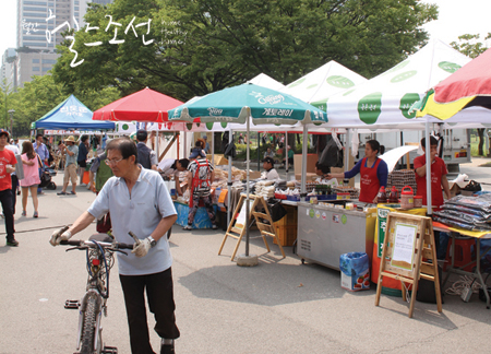 ‘서울 농부의 시장’은 4월~11월 매주 토요일엔 북서울 꿈의숲, 보라매공원에서, 일요일에 광화문광장에서 열린다. 