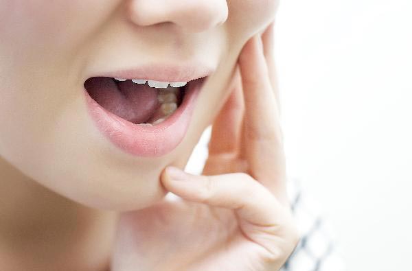 추울 때 유독 아픈 귀… 원인은 턱 관절?