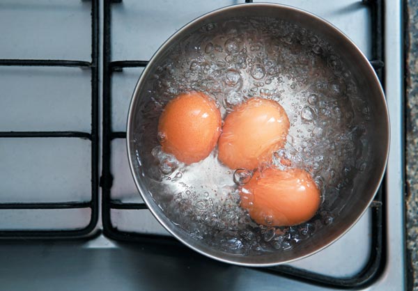 계란·우유·견과류처럼 알레르기를 잘 유발하는 식품은 30분 이상 충분히 가열해 먹으면 알레르기 위험이 줄어든다.