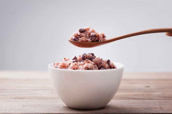 잡곡밥도 저당 밥솥으로 지으면 더 좋을까? 의외로 ‘이런’ 결과가…