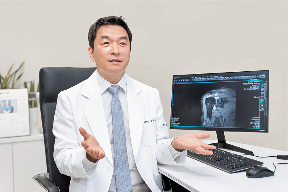 어깨 수술 1주일 안에 가능해져… 대학병원 출신 名醫가 가져온 변화