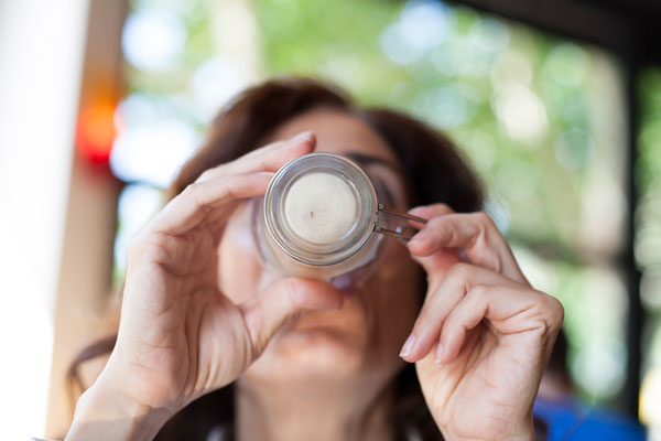 매일 ‘이 음료’ 한 잔씩 마셨더니… 심혈관 건강해지고 혈당 안정