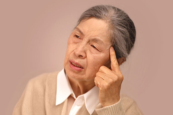 “나, 설마 치매?” 알츠하이머 의심될 때 스스로에게 던져야 할 10가지 질문