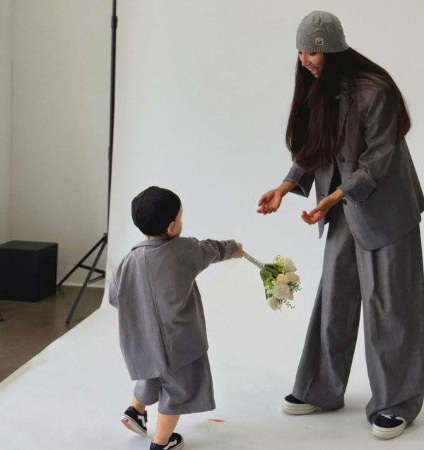 ‘친부 정우성’ 문가비, 폭풍 성장한 아들 공개… 근황 보니?