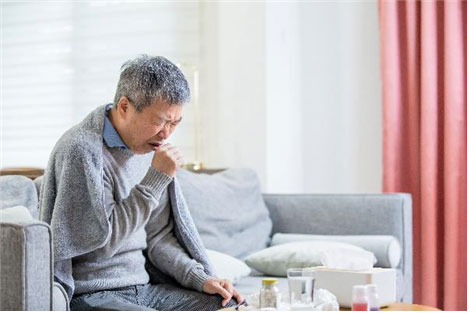 8주 이상 기침 계속된다면… '이 질환' 의심하세요