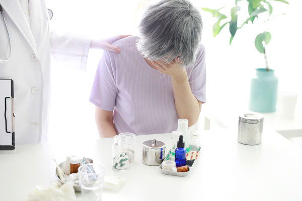 정신질환 외래환자, 5년간 64만명 늘어… 입원환자는 감소세