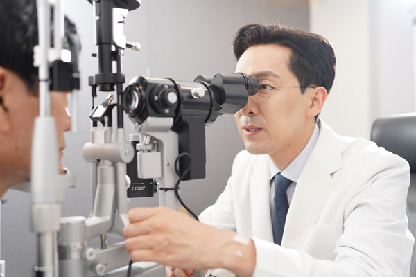 [의학칼럼] 투데이라섹, 빠른 회복과 일상 복귀 가능한 시력교정술로 주목