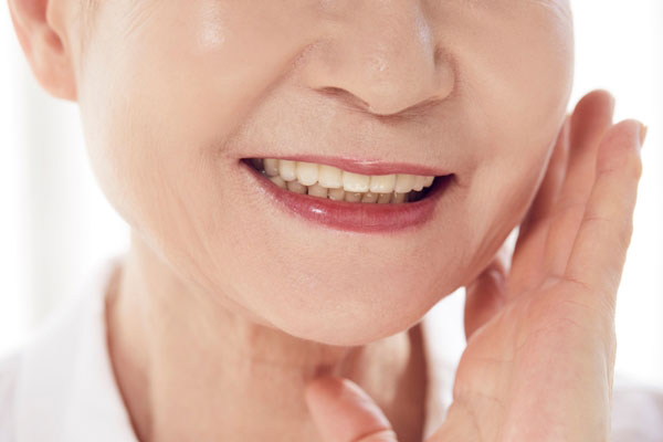 ‘피부 관리’ 받은 효과 내… 전문가가 추천하는 15가지 음식, 뭘까?