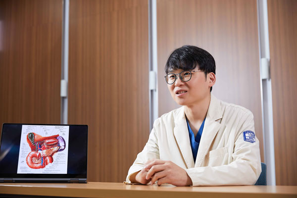 “거의 매주 수술 있을 정도로 췌장암 환자 늘어… 의심 증상 있다면 꼭 검사를”