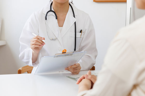 年 2300시간 일하는 의사들, “인력 추계에 반영을”