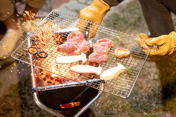 캠핑서 고기 구울 때 쓰던 연료, ‘발암물질’ 범벅돼 있었다