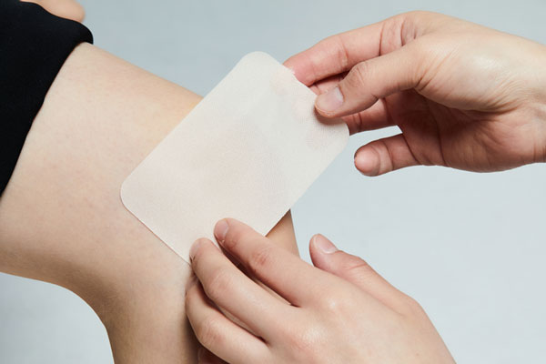 파스 잘못 쓰면 ‘콩팥’ 위험하다던데… 어떻게?