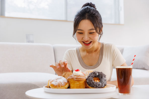 ‘이 음식’ 즐겼을 뿐인데, 50세도 안 돼 대장암에… 뭐였을까?