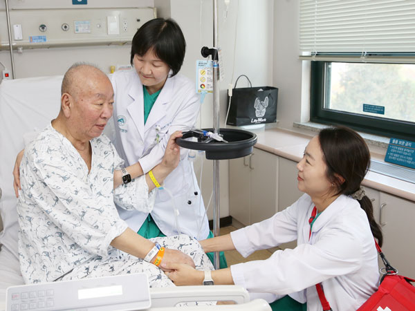 서울아산병원, 환자 안전 위한 '24시간 낙상대응팀' 본격 가동