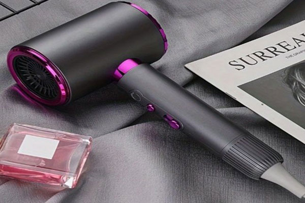 집에 ‘이것’ 있다면 당장 치워야… 전자기기 먹통 만들 수도