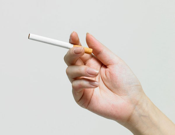 담배, 하루 두 개비 정도는 괜찮으려나?