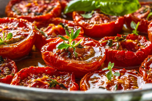 토마토는 익혀야 좋다고? ‘이렇게’ 먹어도 항산화 흡수율 쑥 올라간다