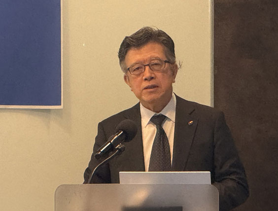 암 치료 이후가 더 막막한 암생존자… 사후관리 공백 메워야​