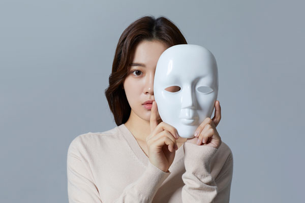 왜 우리는 ‘있는 그대로의 나’로 살기 어려운가