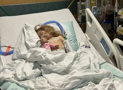 “의식 잃고 중환자실 간 2살 아기” 원인은 친척이 한 ‘이것’… 무슨 일?