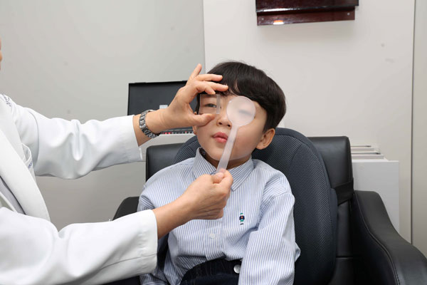 근시 발병 연령 5~7세로 앞당겨져 조기검진 필요성 증가해