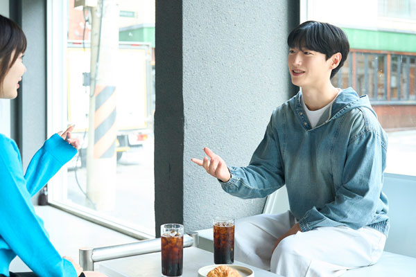 데이트 상대 고를 때, ‘정치 성향’이 외모만큼 중요할까?