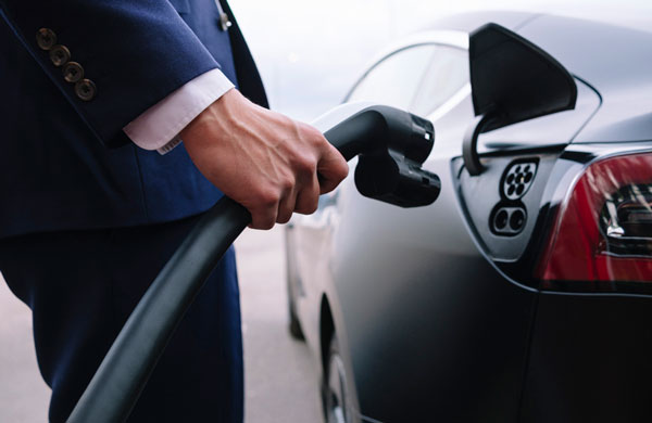 전기차에서는 ‘전자파’ 많이 안 나올까?