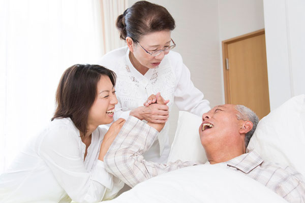 ‘이것’ 겪은 암 환자, 사망률 60% 낮았다… 무슨 일?