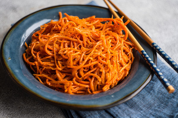 잇몸병 벗어나고픈 노인, ‘이 채소’ 꼭 먹어라