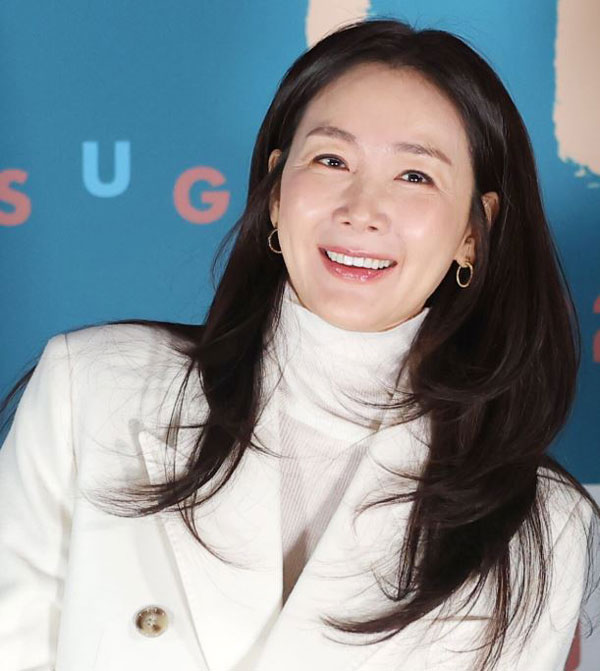 “50대 맞아?” 최지우, ‘이것’ 안 먹는 게 동안 비결이라는데… 뭐지?