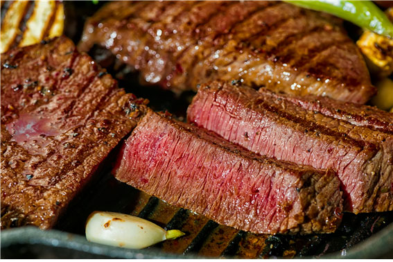 채식 vs 고기, 누가 더 오래 살까? 100세 생존율 비교해보니