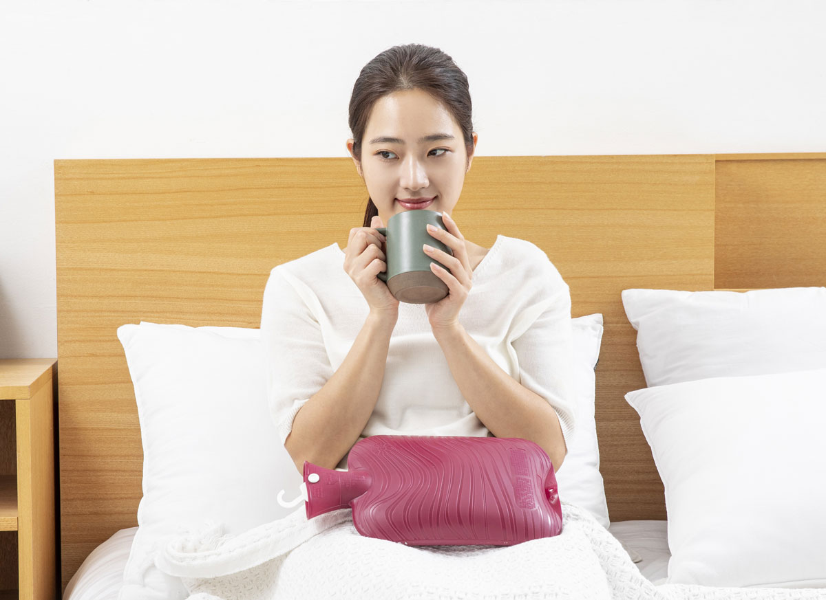 생리통 때문에 힘들 때… 의외의 ‘이 음료’ 마시면 도움