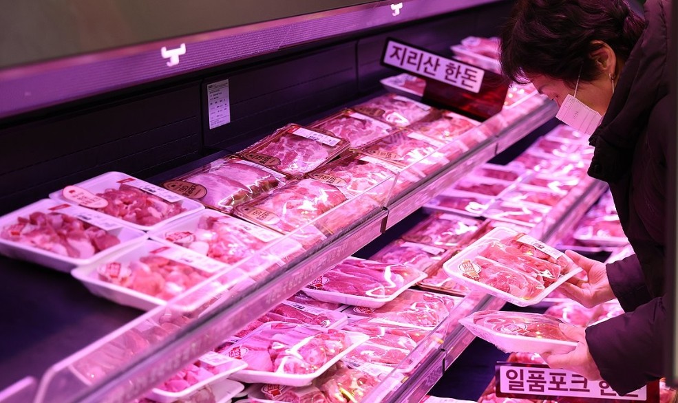 "고기부터 담았다간 큰일"… 설 명절 식중독 부르는 장보기 습관은?