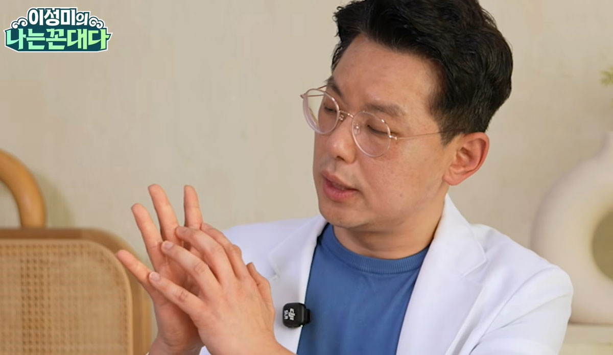 ����� ����