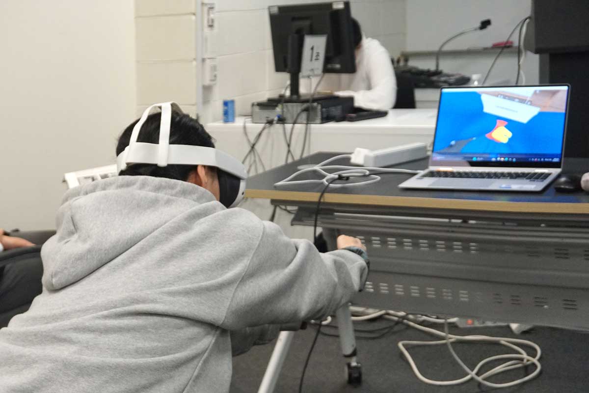 VR ��� Ȱ���ϴ� �Ƿ���