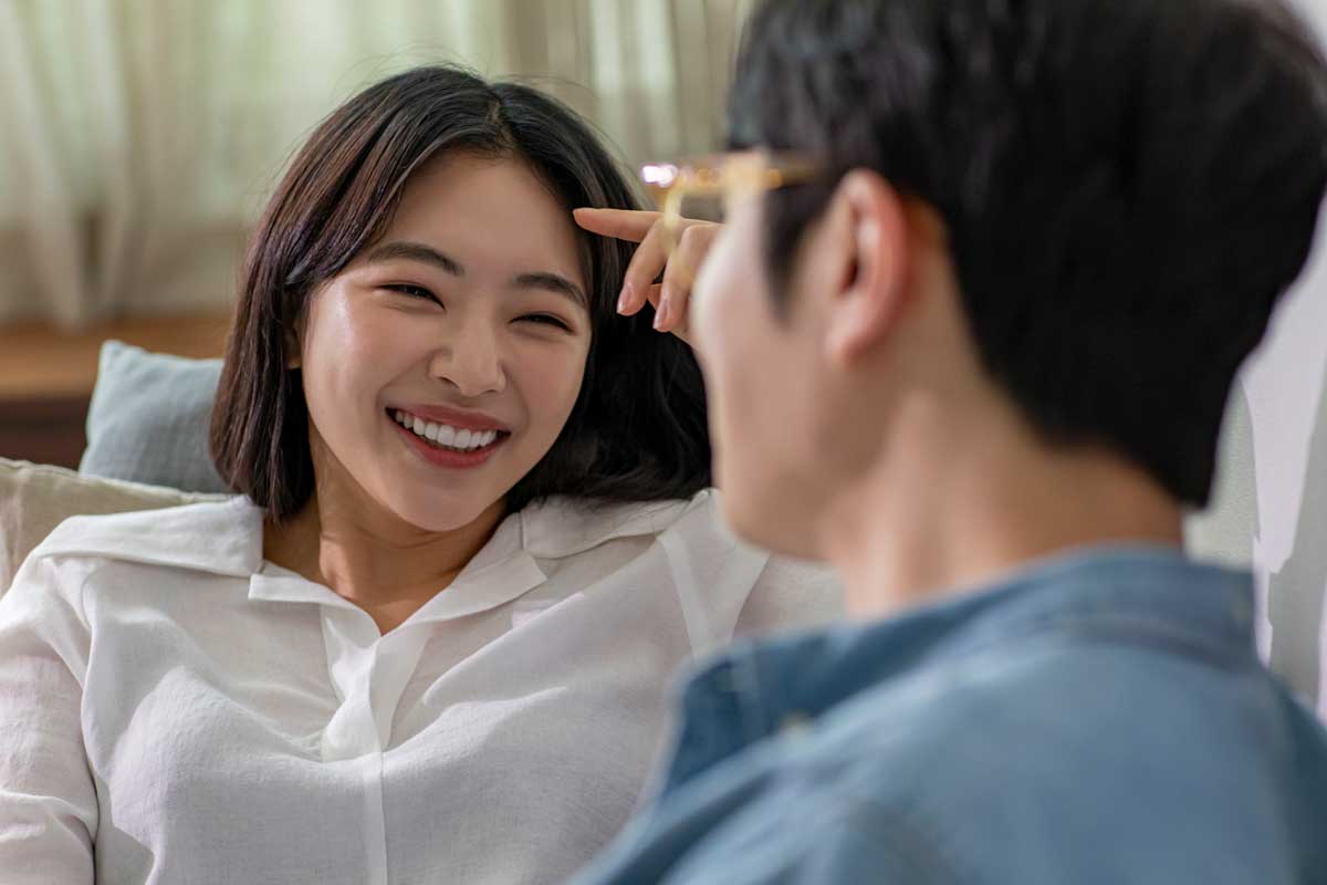 이성의 호감 얻고 싶을 때, 당신은 어떤 전략을 구사하나요?